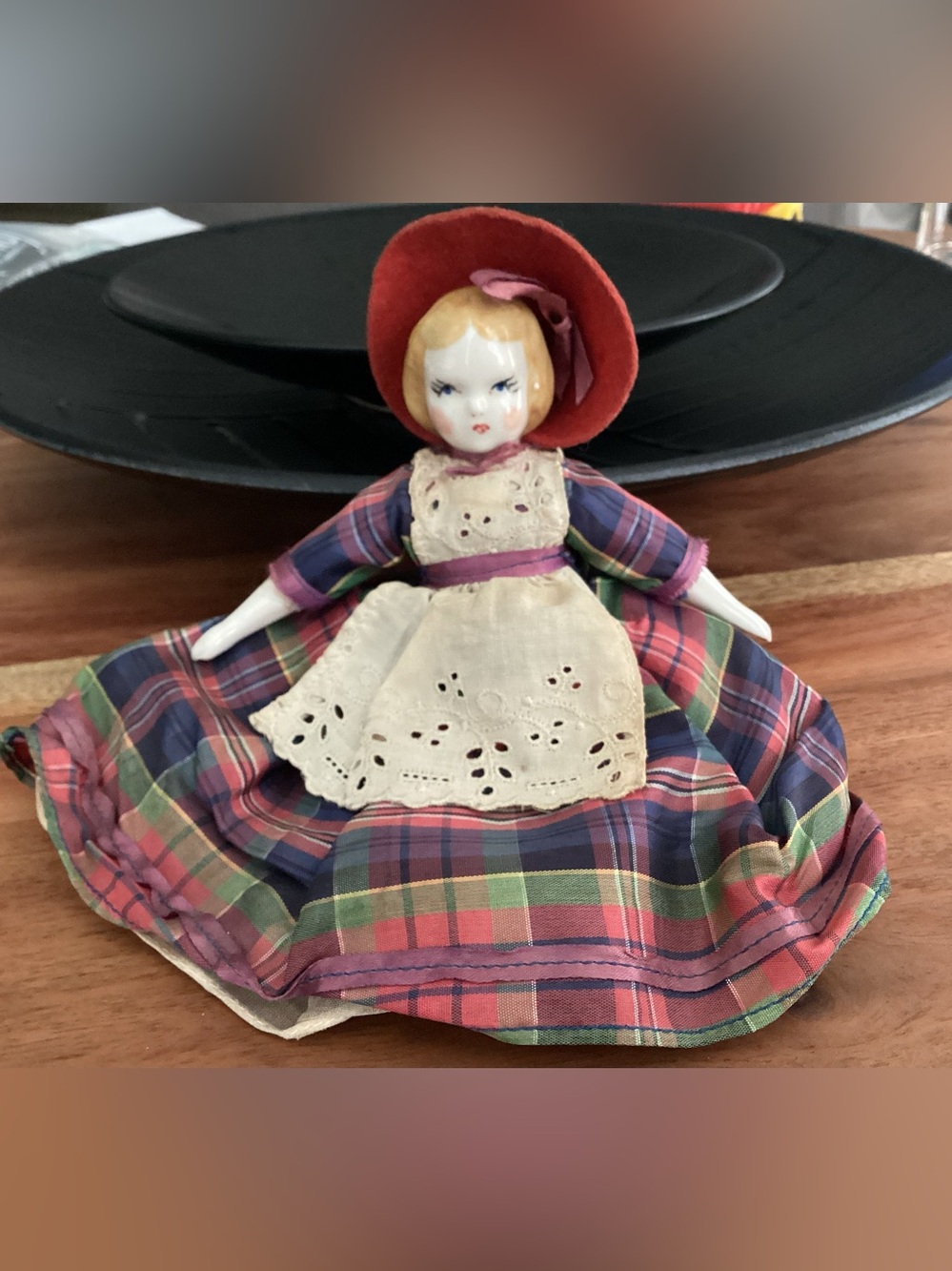 Vtg. 1940s Ruth Gibbs “Godey’s Little Lady” blond hair porcelain head and legs